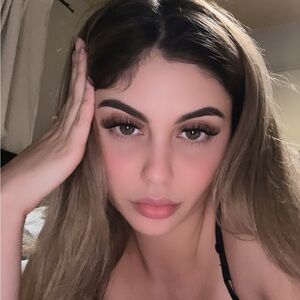 Meet your Posher, Miriam